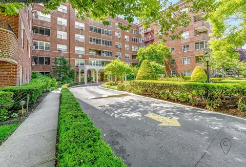 67-38 108th St #C53, New York, NY 11375