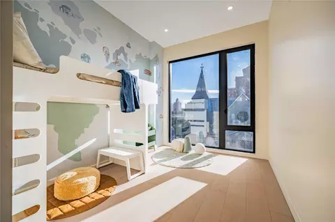 31-16 21st St #3E, Astoria, NY 11106