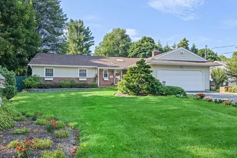 1191 5th Ave, East Northport, NY 11731