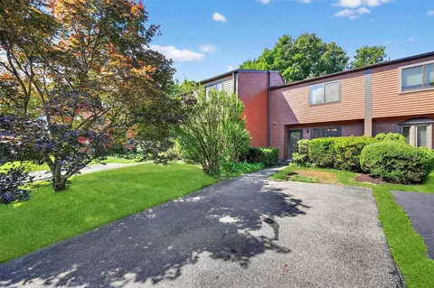3 Adrian Ct #B, Cortlandt, NY 10567