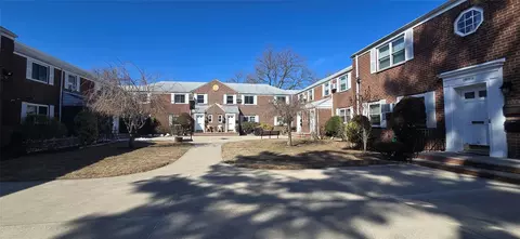 254-61 75th Ave #A11-1, Glen Oaks, NY 11004