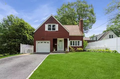 83 Stevenson Ave, Greenburgh, NY 10530