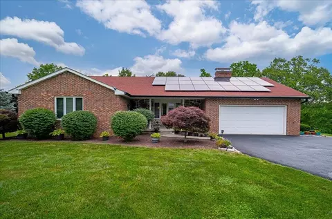 487 New Hurley Rd, Wallkill, NY 12589