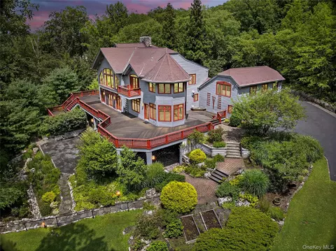 6 Old Cranberry Rd, Ramapo, NY 10974