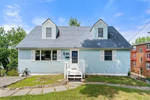 183 Hoover Rd, Yonkers, NY 10710