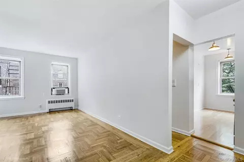 48-55 43 St #4H, Woodside, NY 11377