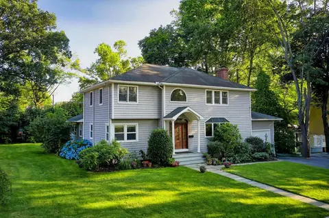 39 Wood Ave, Greenburgh, NY 10502