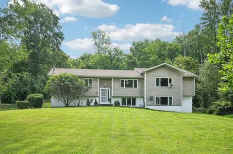 24 Wild Turkey Run, Wappinger, NY 12590