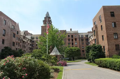 66 Milton Rd #D32, Rye, NY 10580