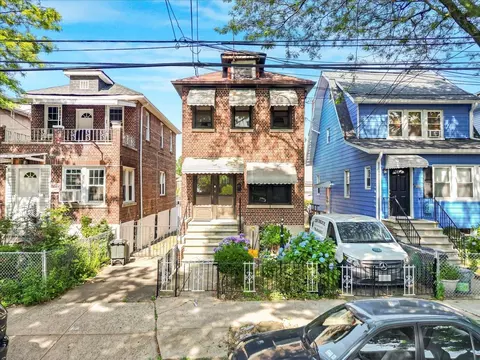 4026 Wickham Ave, New York, NY 10466