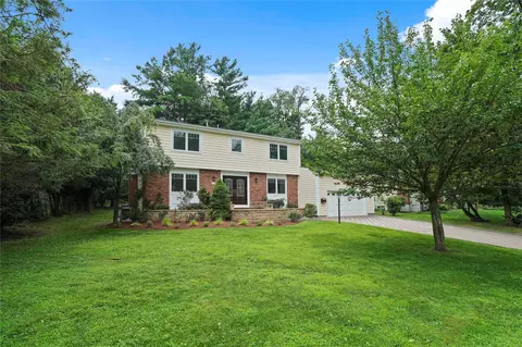 84 Cochrane Ave, Greenburgh, NY 10522
