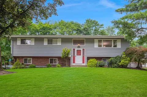 21 Brockton Rd, Ramapo, NY 10977
