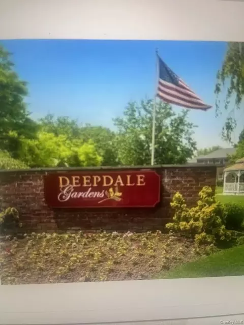 252-33 63rd Ave #UPPER LEVEL, Little Neck, NY 11362
