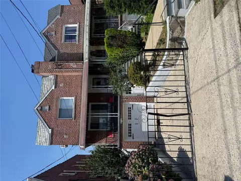 1235 Astor Ave, New York, NY 10469