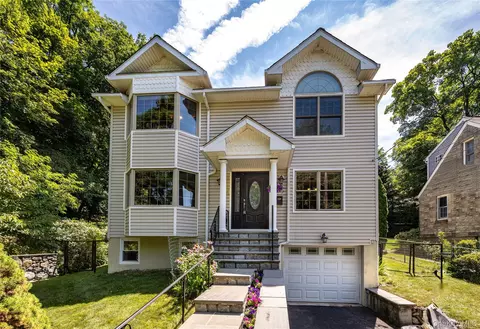 84 Macarthur Ln, Greenburgh, NY 10591