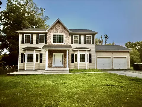 626 County Highway 78, Wallkill, NY 10940
