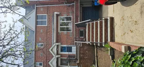 5203 72nd Pl, New York, NY 11378