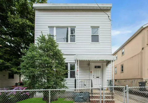 13-19 126 St, New York, NY 11356