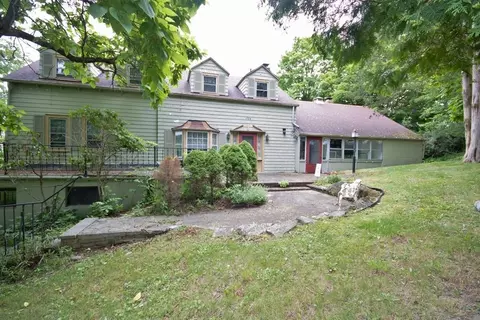 82 Lower Rd, Minisink, NY 10998