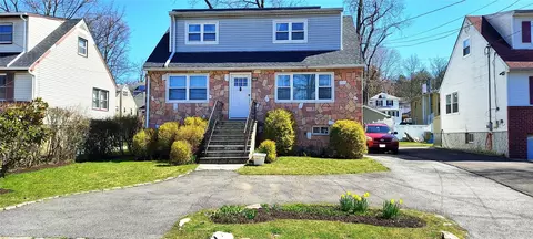 112 Cabot Ave, Greenburgh, NY 10523
