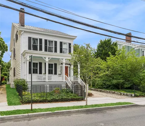 54 S Washington St, Greenburgh, NY 10591