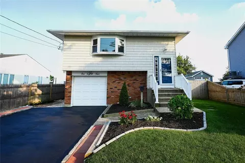 184 Sumpwams Ave, Babylon, NY 11702