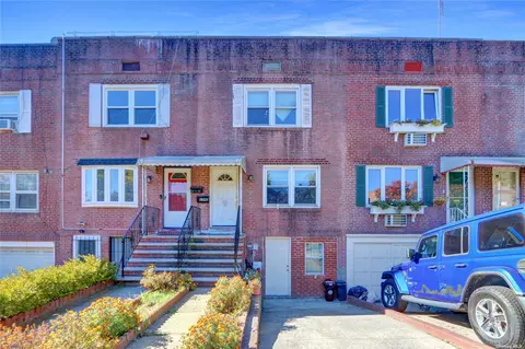 84-96 Austin St, New York, NY 11415