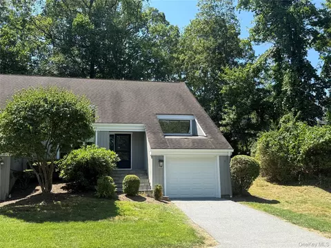972 C Heritage Hls, Somers, NY 10589