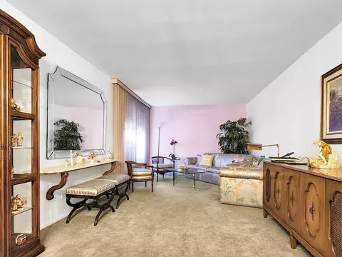 140-21 31st Rd #4A, New York, NY 11354