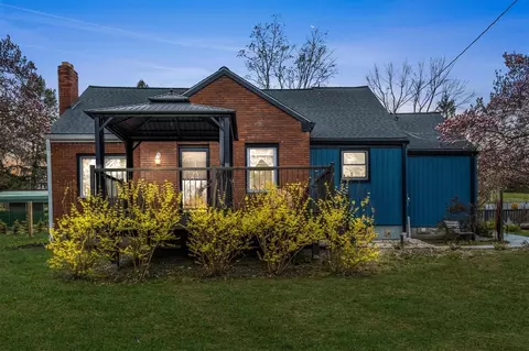 224 Manchester Rd, Poughkeepsie, NY 12603