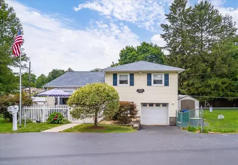 545 Gidney Ave, Newburgh, NY 12550