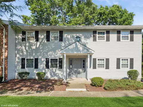 4 Locust Ct # H, Fishkill, NY 12524