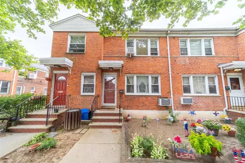 68-18 140th St #A, Flushing, NY 11367