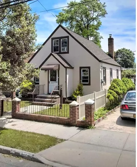 20654 45th Dr, New York, NY 11361