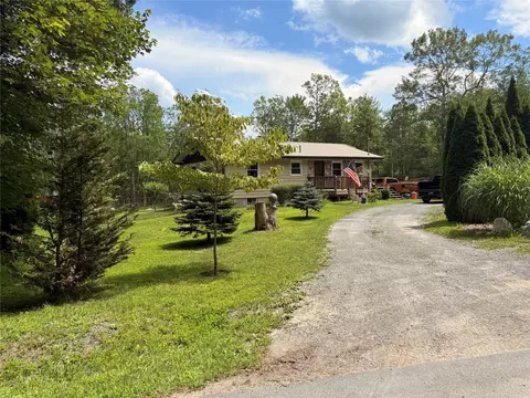 69 Finkle Rd, Mamakating, NY 12790