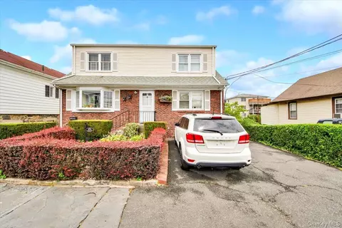 255 Glenhill Ave, Yonkers, NY 10701