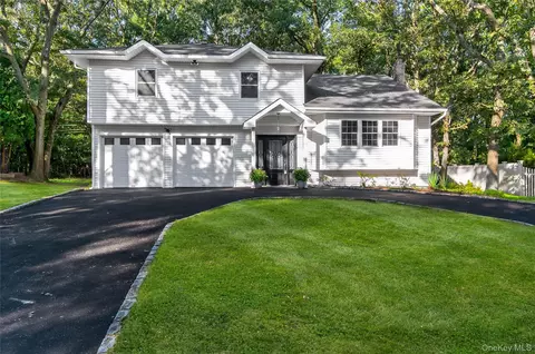 2 Bridge Branch Rd, Smithtown, NY 11787