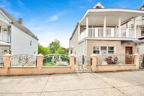 1517-1519 Rosedale Ave, New York, NY 10460