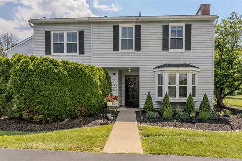 212 Homestead Vil Dr, Warwick, NY 10990