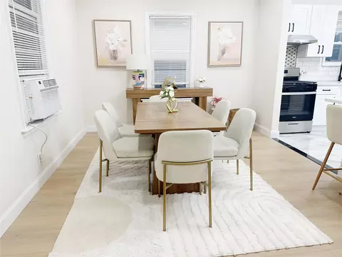 1542 145th Pl, New York, NY 11357