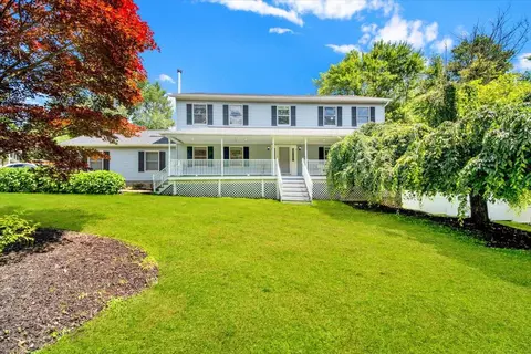 306 S Centerville Rd, Wawayanda, NY 10940