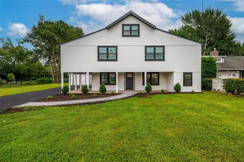 62 Central Ave, Amityville, NY 11701