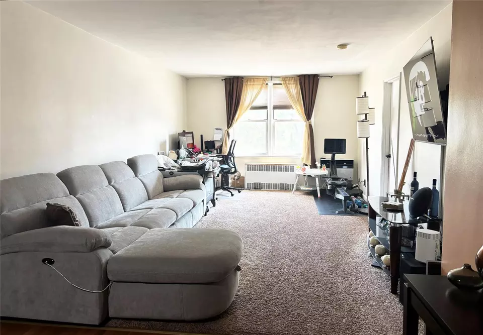 530 Dubois Ave B3 Valley Stream - 887172 0 Iy7yiz R.webp