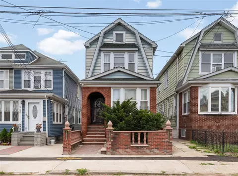 966 E 42nd St, Brooklyn, NY 11210