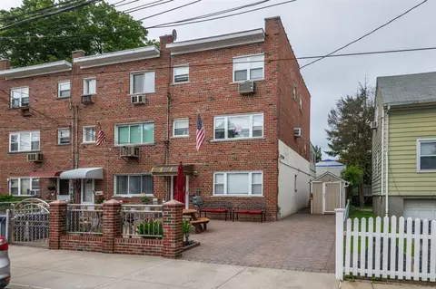 2549 Hollers Ave, New York, NY 10475