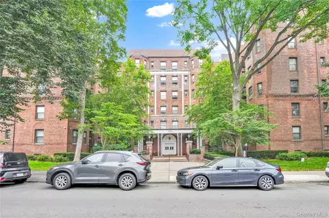 84-51 Beverly Rd #5P, New York, NY 11415