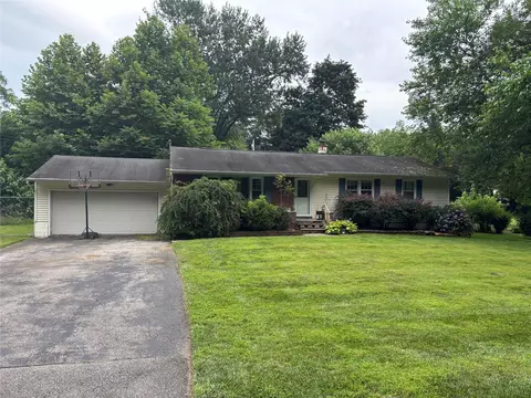 577 Wheeler Hill Rd, Wappinger, NY 12590