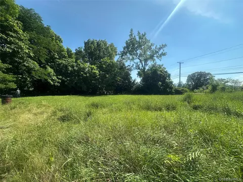 2310 Route 32 Rte, Cornwall, NY 12518