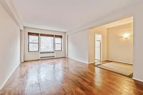 99-21 67th Rd #4D, New York, NY 11375