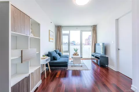 142-38 37th Ave 11e, Flushing, NY 11354